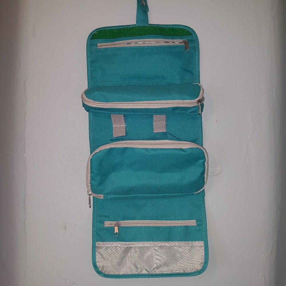 Hangable travel toiletry bag